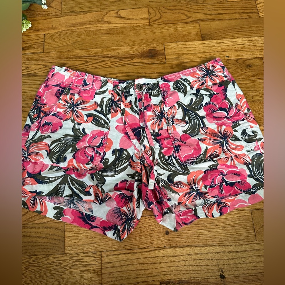 Tropical tiki Hawaii shorts Gap